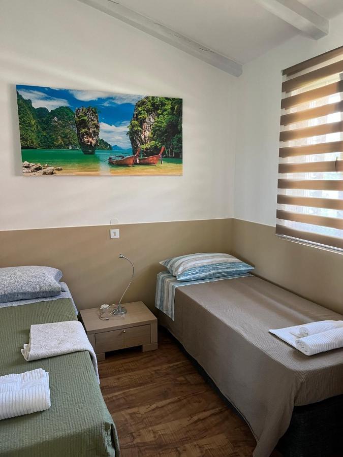 Holiday Home Rosa Gedici Екстер'єр фото